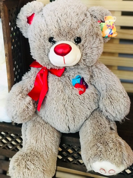 Lindo urso médio e antialérgico com chocolate Ferrero Rocher
Cores a escolher. Envie uma mensagem pelo WhatsApp para disponibilidades de cores